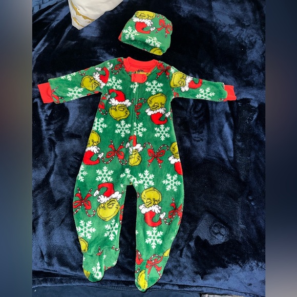 Festive Green Grinch Kids Footie Pajamas NWOT - Picture 6 of 6
